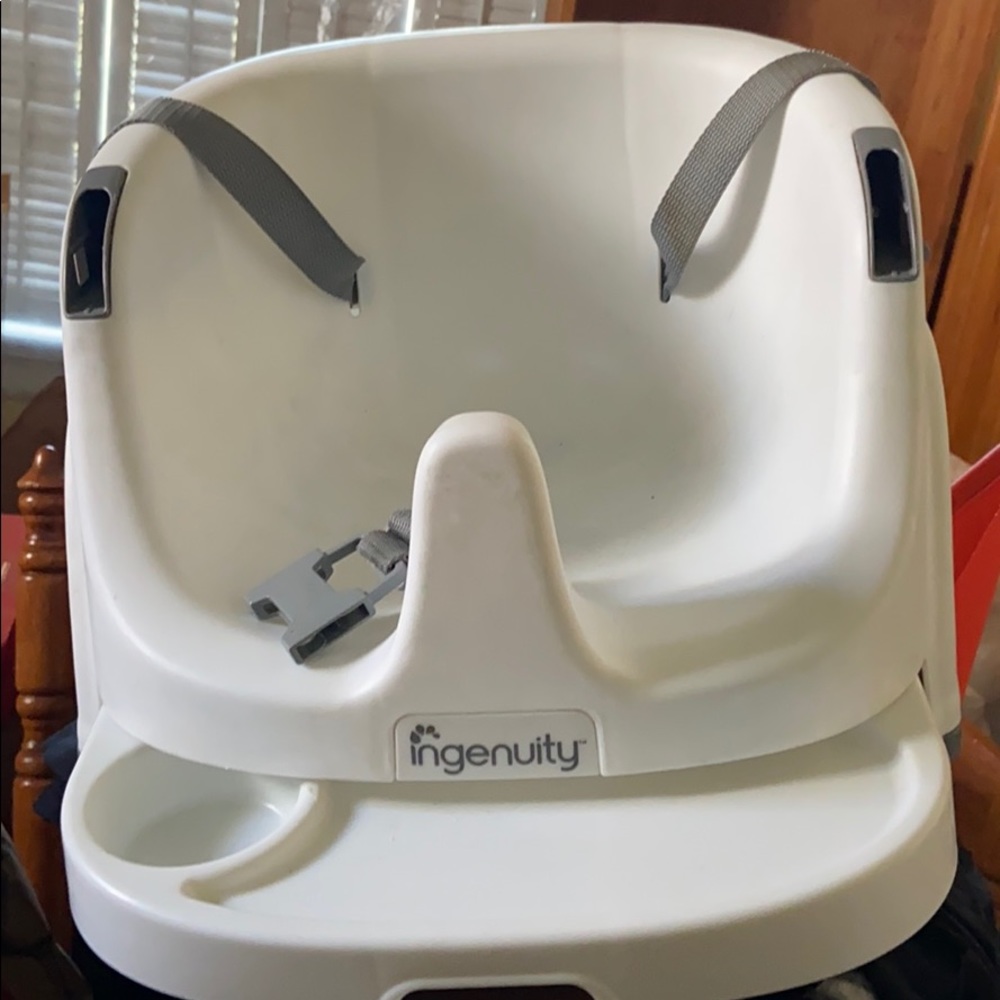 Baby eating seat.